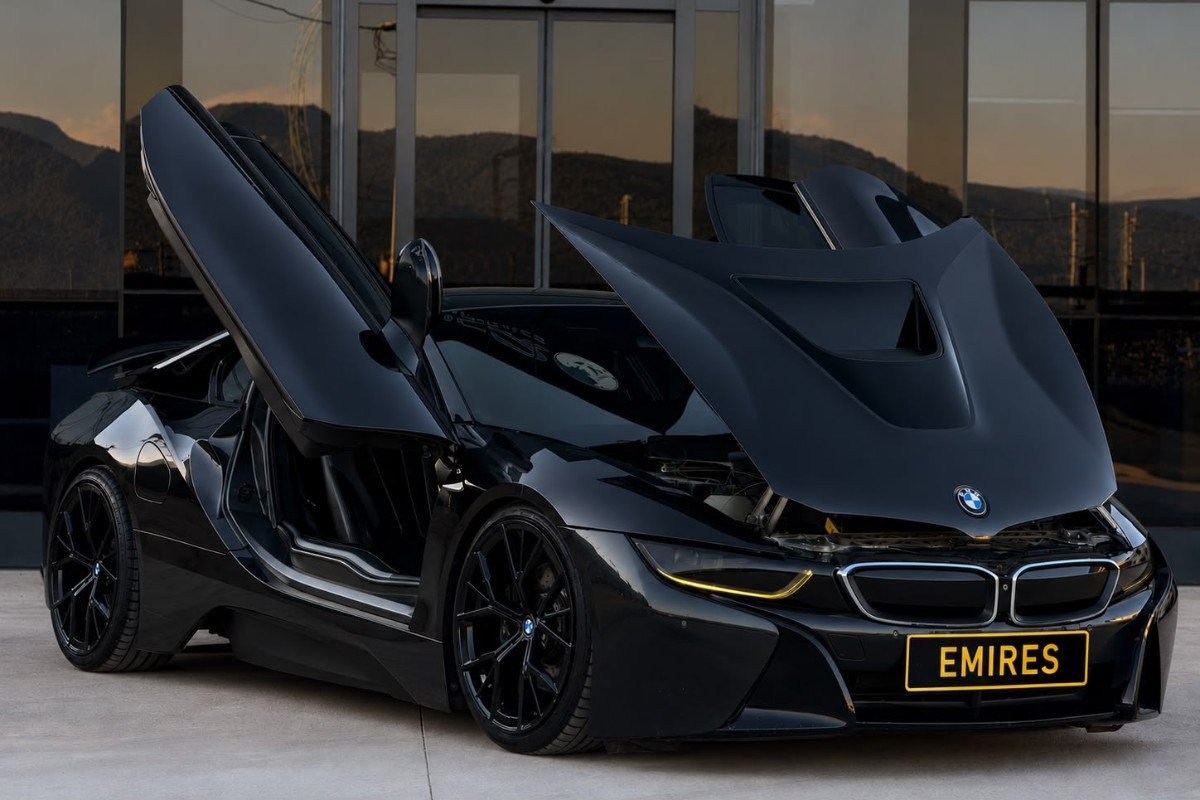 BMW İ8